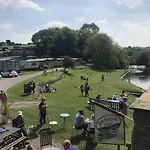 Sunflower Lodge, Lido Leisure Park,