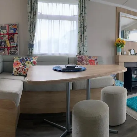 度假居 Sunflower Lodge, Lido Leisure Park, 纳尔斯伯勒