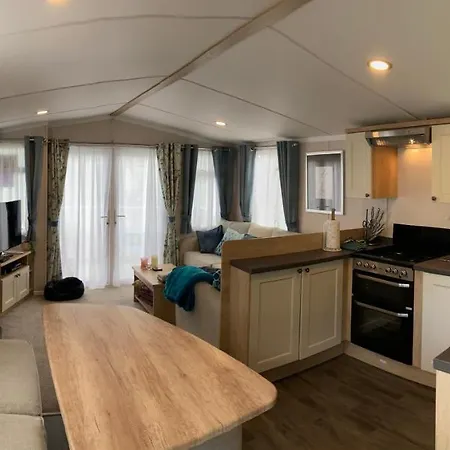 Sunflower Lodge, Lido Leisure Park, 纳尔斯伯勒