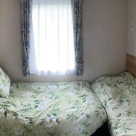 Sunflower Lodge, Lido Leisure Park, *