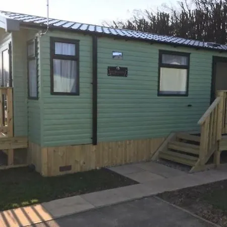 Sunflower Lodge, Lido Leisure Park, Holiday home